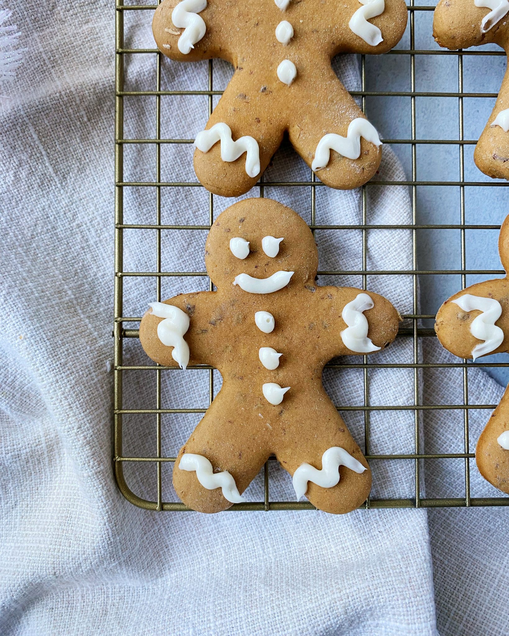 Chewy Vegan Gingerbread Cookies Riri S Recipes