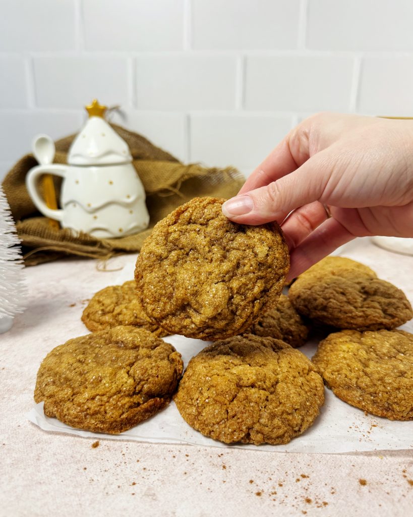 vegan ginger molasses cookies 