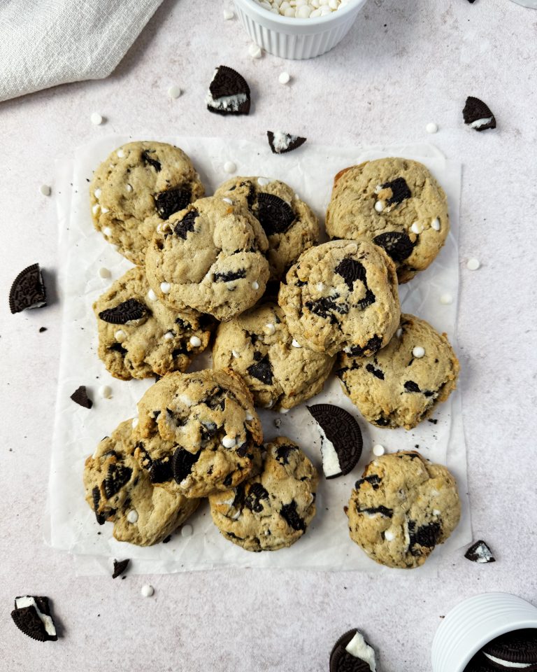 Vegan Cookies ‘n’ Cream Cookies