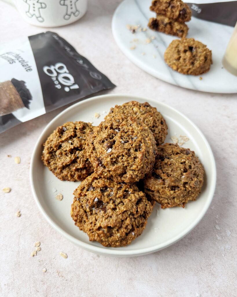 chewy dark chocolate and almond oatmeal cookies gluten free